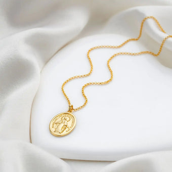 Girls’ Gold Necklaces