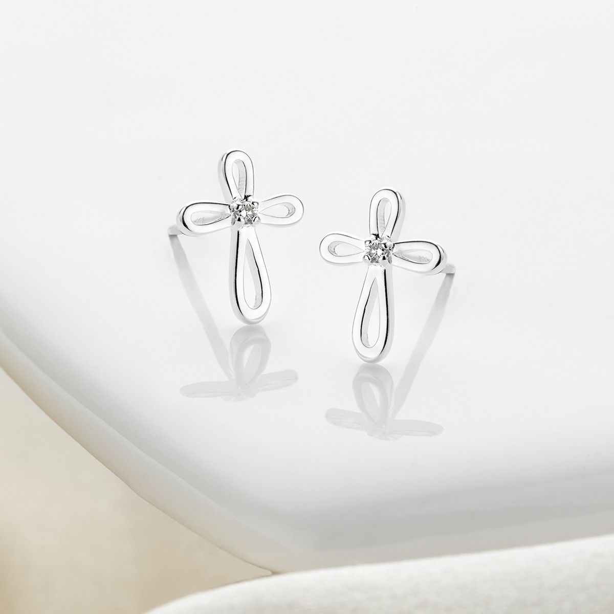 Cherish Diamond Earrings