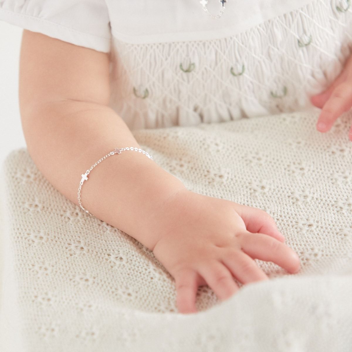 Cross bracelet for girl store
