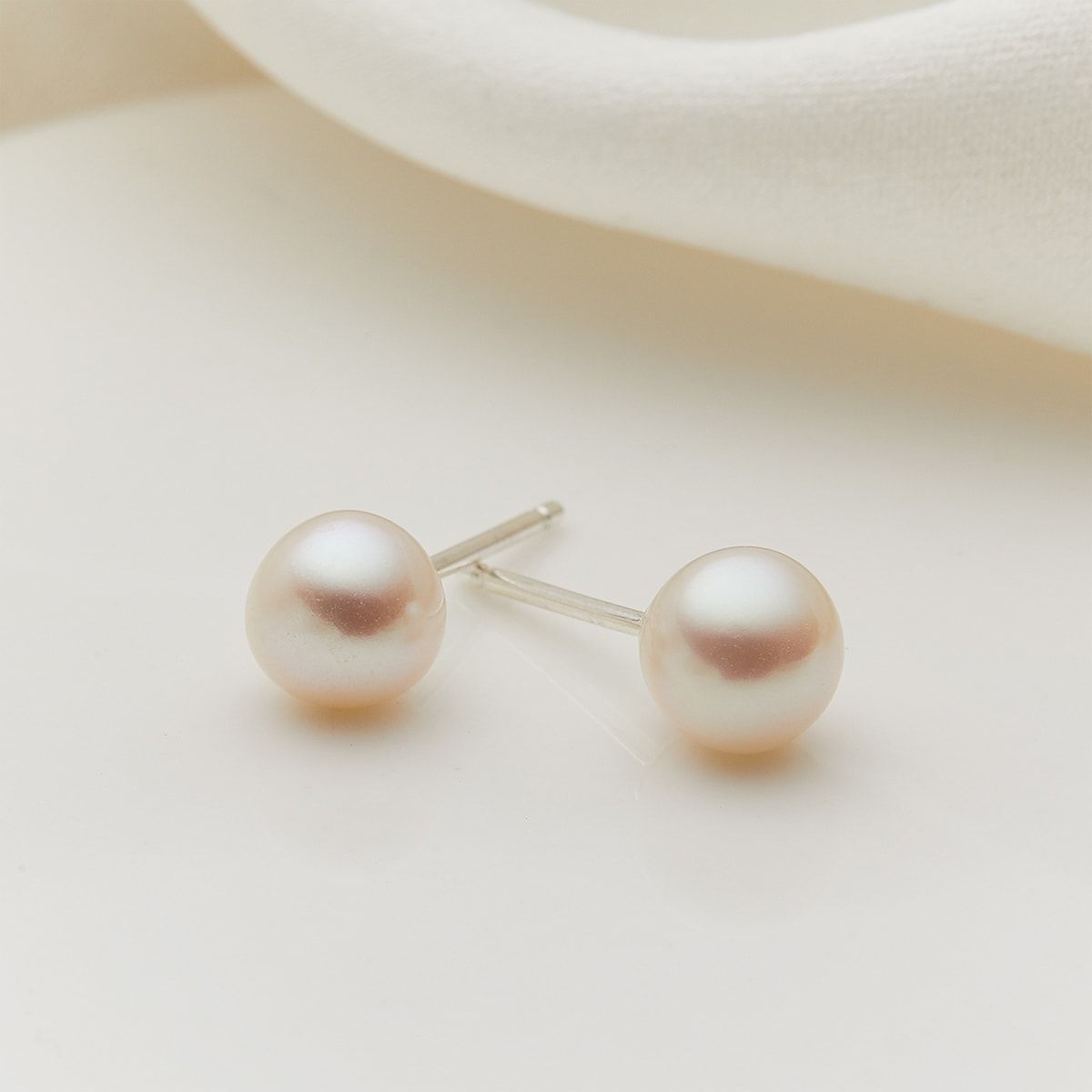 Freshwater Pearl Stud Earrings