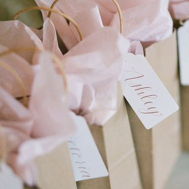 Gorgeous Gift Wrapping Ideas for That Special Gift