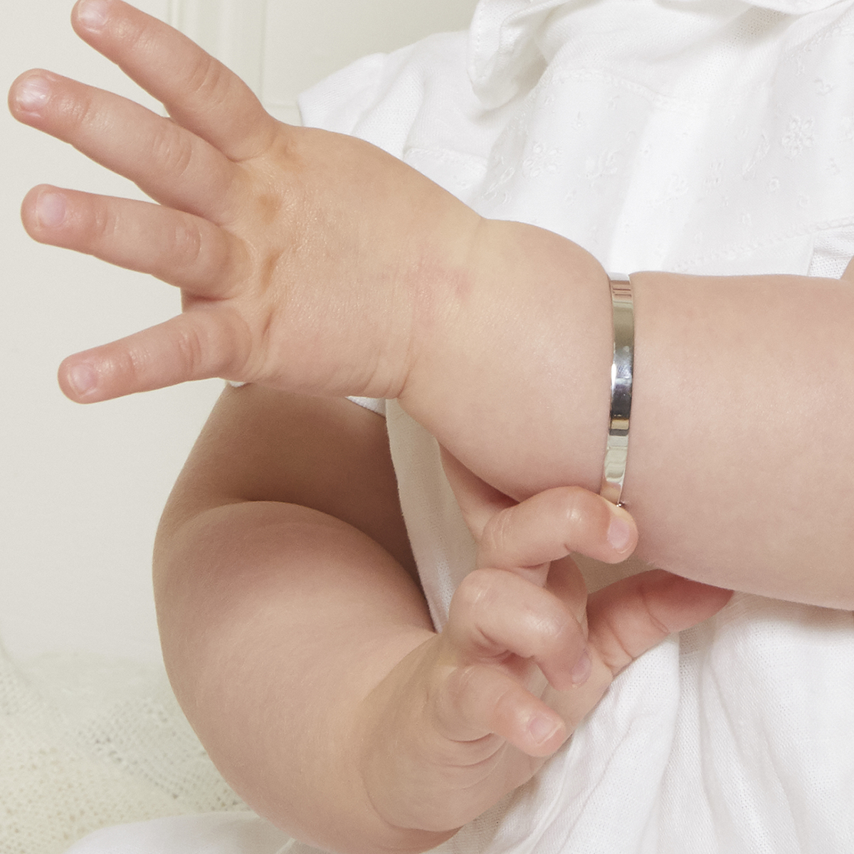 Stormi sales webster bracelet