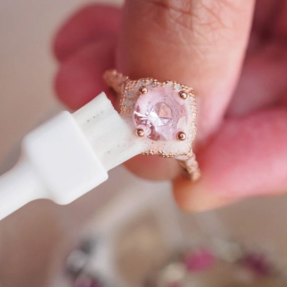 How to Clean Jewelry at Home