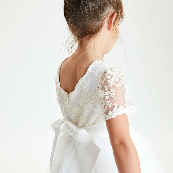 Top First Holy Communion Dresses for Her in 2022