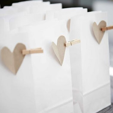 Gorgeous Gift Wrapping Ideas for That Special Gift